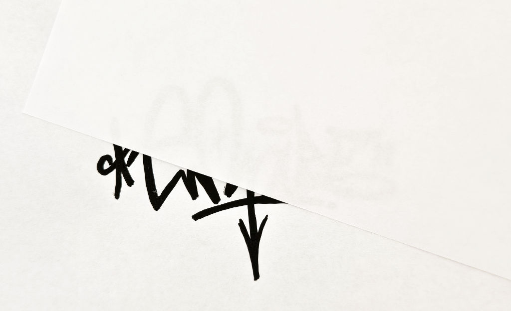 Photo of tracing the graffiti tag